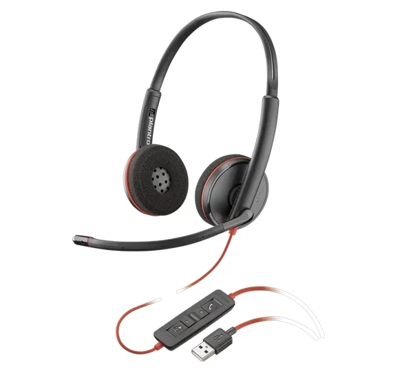 Poly Blackwire 3220 USB-A Micro-casque stéréo Microsoft Lync & Skype (209745-104), Conçu pour être utilisé dans des environnements d'entreprise à déploiement de masse, le casque stéréo Poly Blackwire 3220 USB-A est un casque antibruit doté d'un microphone sur tige flexible et d'une interface USB-A pour se connecter à la plupart des Mac et PC Windows. La conception stéréo comprend des haut-parleurs supra-auriculaires recouverts de similicuir dotés d'une protection auditive pour se prémunir contre les sons supérieurs à 118 dBA. De plus, le casque Poly Blackwire 3220 USB-A est équipé de commandes en ligne qui vous permettent de répondre, d'ignorer, de mettre fin, de mettre en attente, de recomposer et de couper le son, ainsi que de régler le volume. Les commandes en ligne peuvent également être utilisées pour contrôler la musique et d'autres applications multimédia. Lorsque vous avez terminé votre appel ou votre application multimédia, le Poly Blackwire 3220 USB-A se plie à plat pour plus de portabilité. 