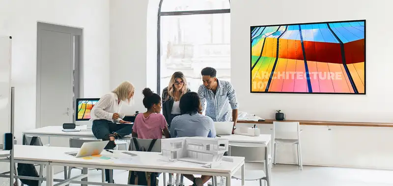 Encouragez la collaboration. Maximisez l’interaction écran interactif 75″ 75BDL4052E/02 E-Line de pointe fonctionne sous Android et dispose d’une meilleure compatibilité avec les logiciels et programmes éducatifs de 20 points de contact et d’une vitre trempée anti-éblouissement. 