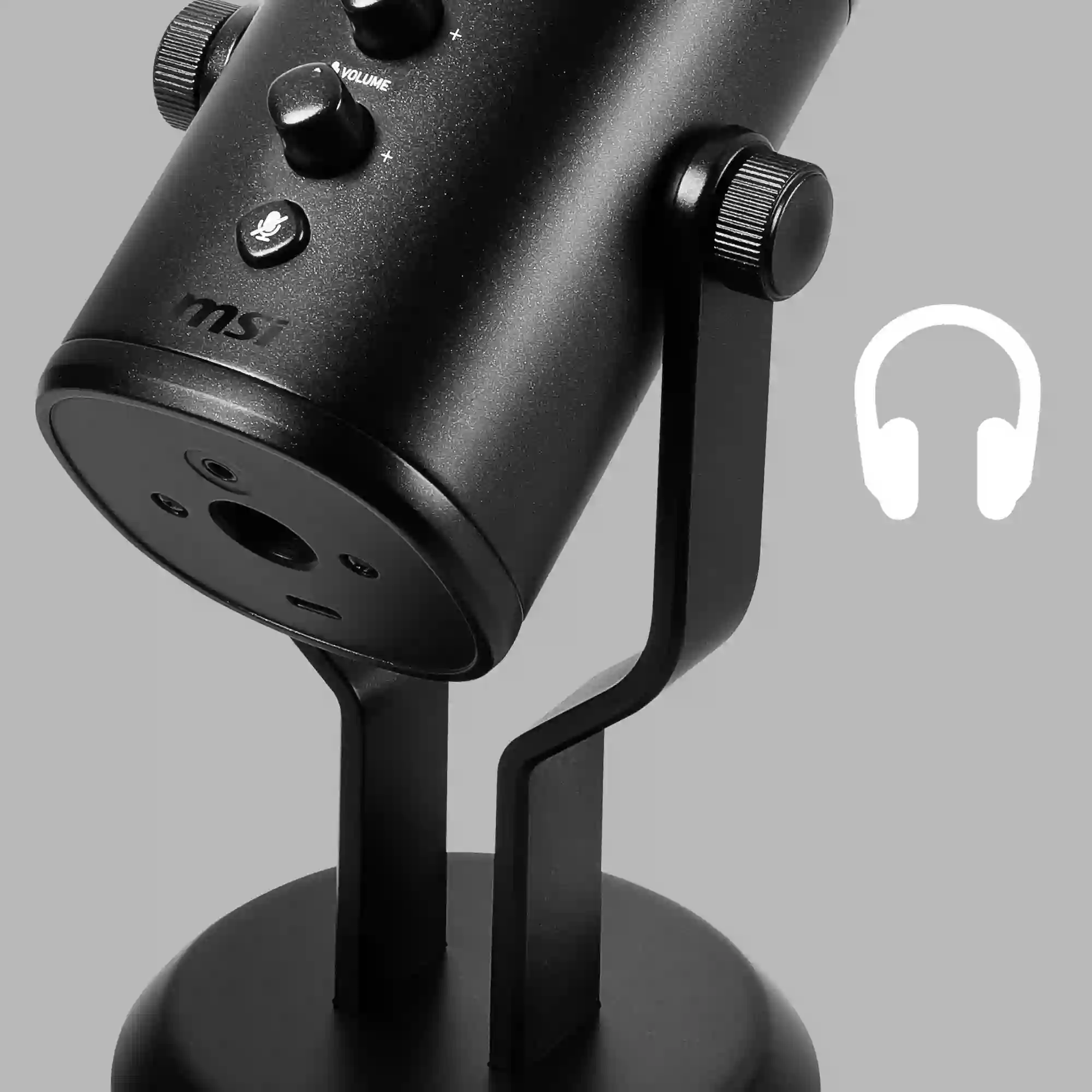 Microphone Maroc MSI Immerse GV60 Maroc, Profitez d'une lecture sans latence et gardez les résultats sous contrôle tout en surveillant votre enregistrement avec la prise casque 3,5 mm intégrée.