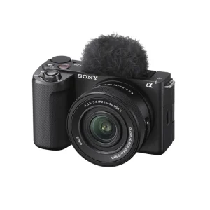 Appareil photo Sony Sony ZV-E10 II Maroc Sony ZV-E10 II + Objectif 16-50 mm Maroc 4548736160958 Maroc Appareil photo hybride Maroc, Lors du tournage d'une session vlog, retrouvez rapidement les fonctions utiles sur votre ZV-E10. Le bouton VIDÉO se situe sur le dessus de l'appareil