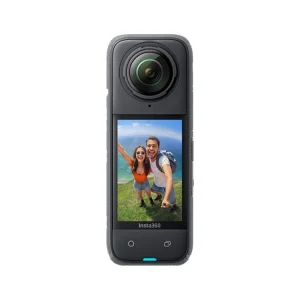 Insta360 X4 Caméra d'action 360° 8K30 72MP H.265 Wi-Fi Bluetooth IPX8 2290 mAh (6970357855506) 26 L'insta360 X4 bénéficie aussi des profils de couleur Standard, Vivid ou encore LOG pour des images aux détails et ombres riches. Elle intègre aussi une stabilisation sur 6 axes FlowState, assurant des prises de vue plus fluides et dynamiques.