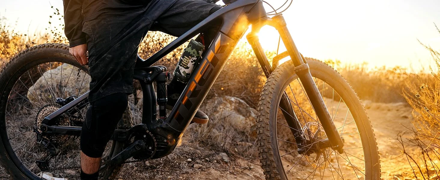 1200130019326 Maroc JBL Flip 7 Rose Maroc Enceinte portable Maroc Enceinte sans fil Bluetooth Maroc Enceinte JBL Maroc Flip 7 Maroc, Nous avons conçu la Flip 7 Rose pour qu'elle soit à toute épreuve. Outre sa conception légendaire étanche à l'eau et à la poussière